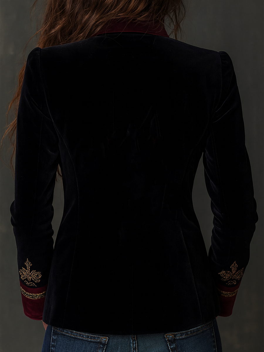 Blazer in velluto nero con ricami barocchi – dettaglio 5