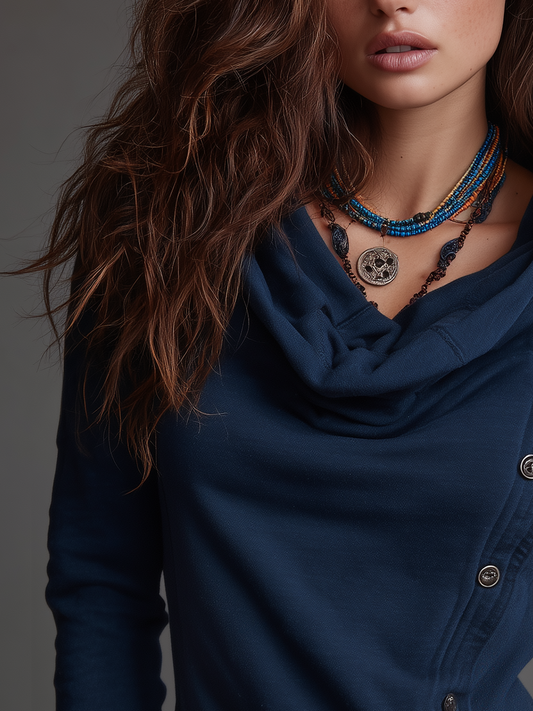 Felpa vintage blu navy con collo a cascata – vista laterale