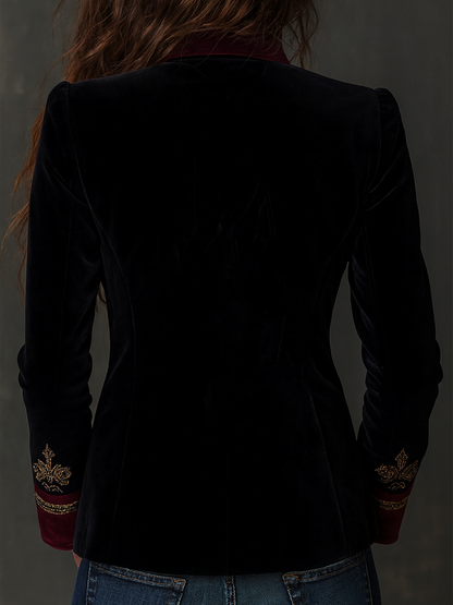 Blazer in velluto nero con ricami barocchi – dettaglio 5
