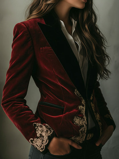 Blazer in velluto bordeaux ricamato – dettaglio