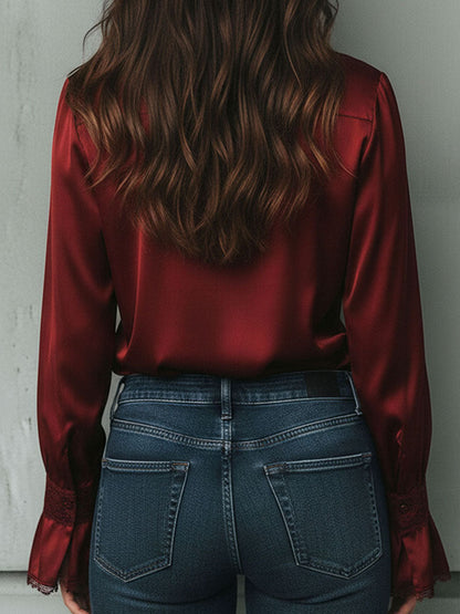 Blusa in raso bordeaux – vista laterale