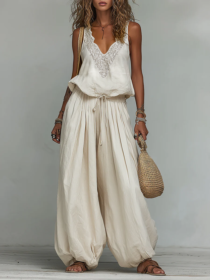 Coordinato boho gilet ricamato e pantaloni a palloncino – vista frontale