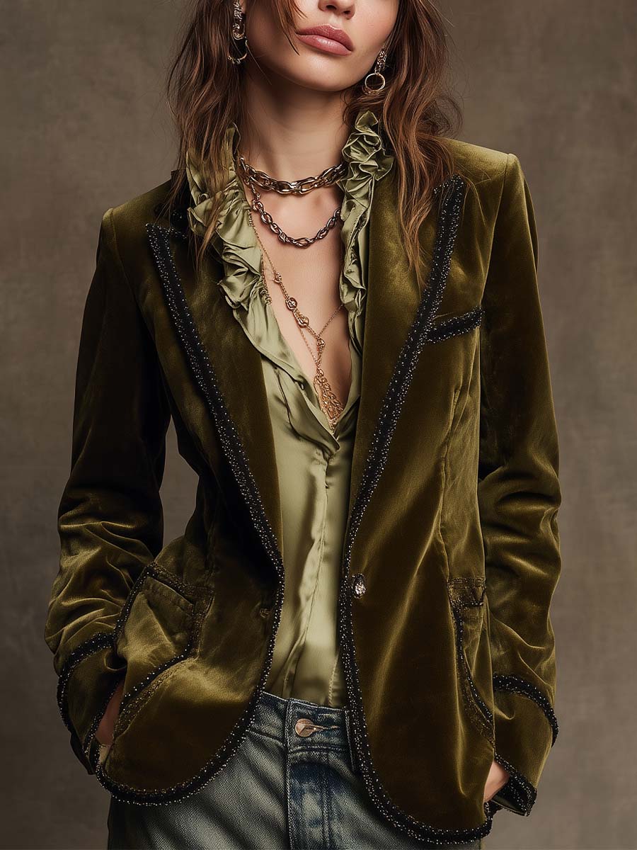 Giacca boho in velluto verde oliva con bordo nero – vista frontale