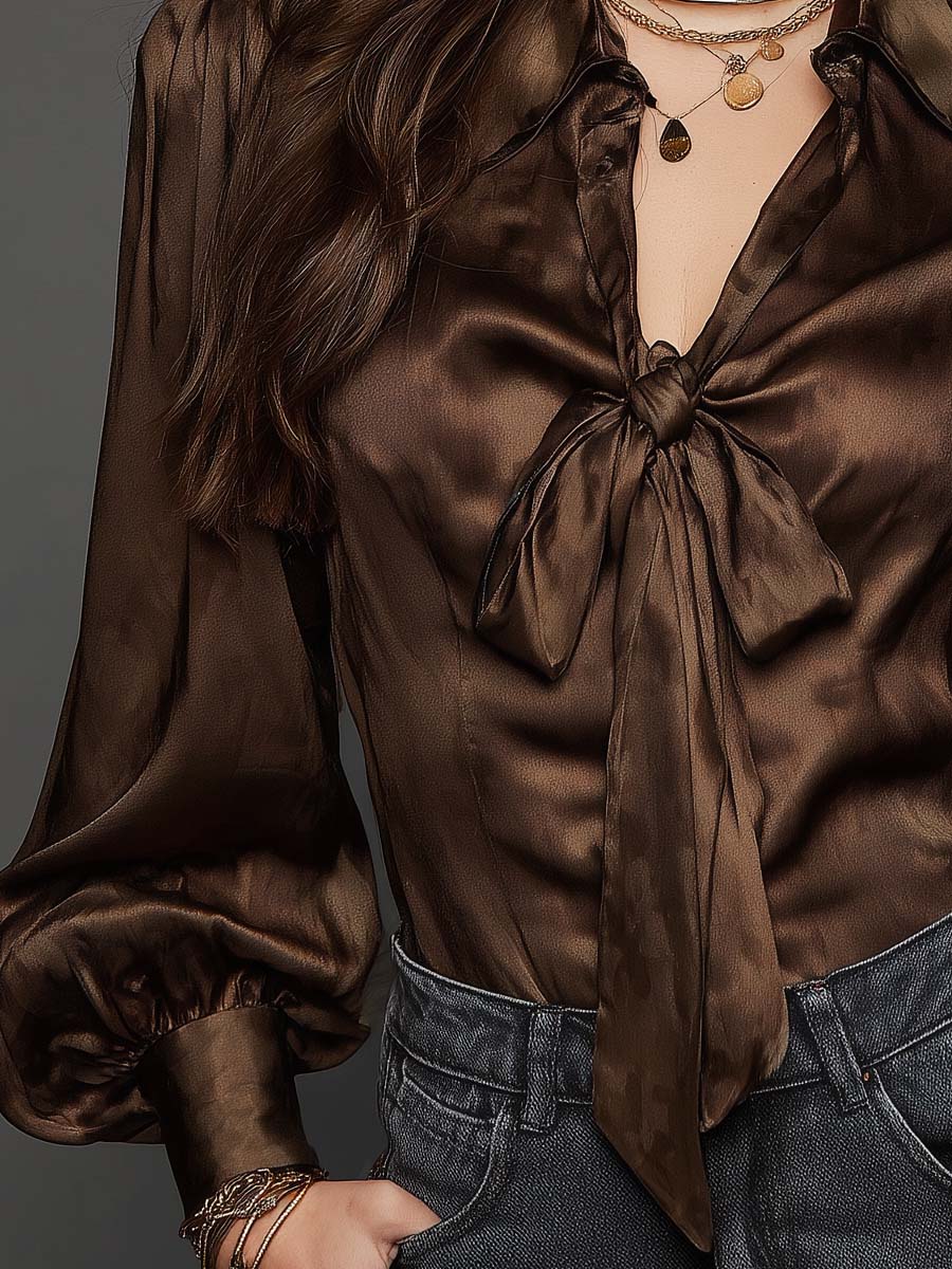 Blusa vintage marrone in raso con collo a fiocco – dettaglio 2