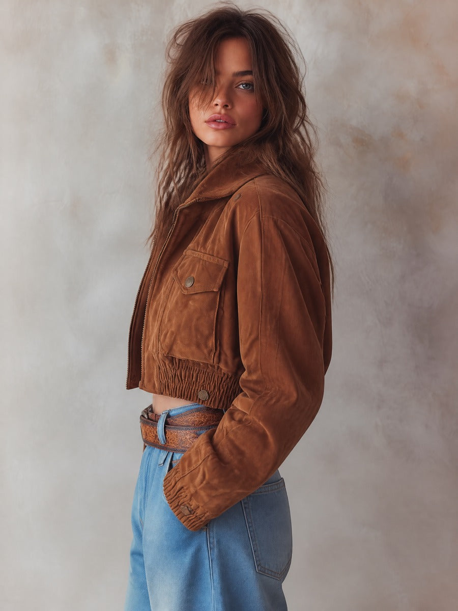 Giacca corta in similcamoscio marrone – look completo