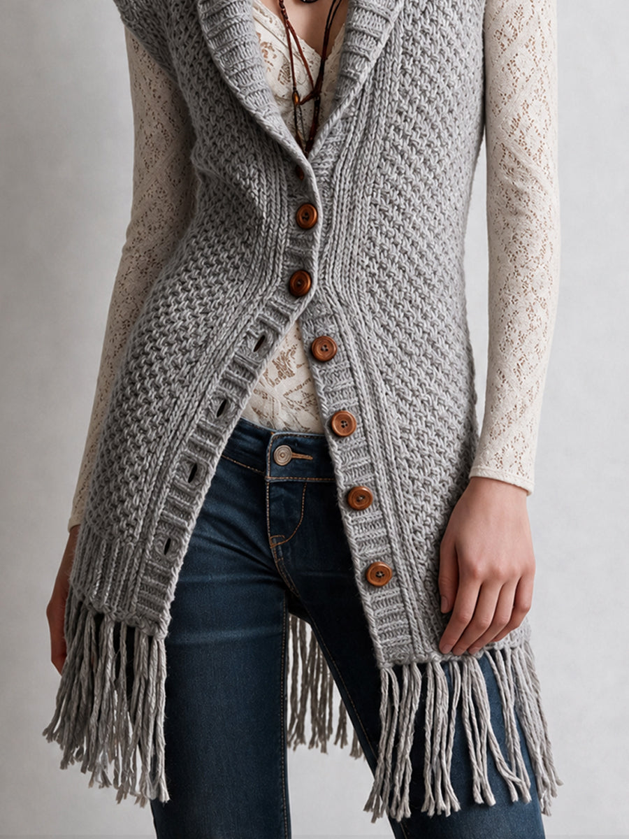 Gilet con frange grigio – look completo