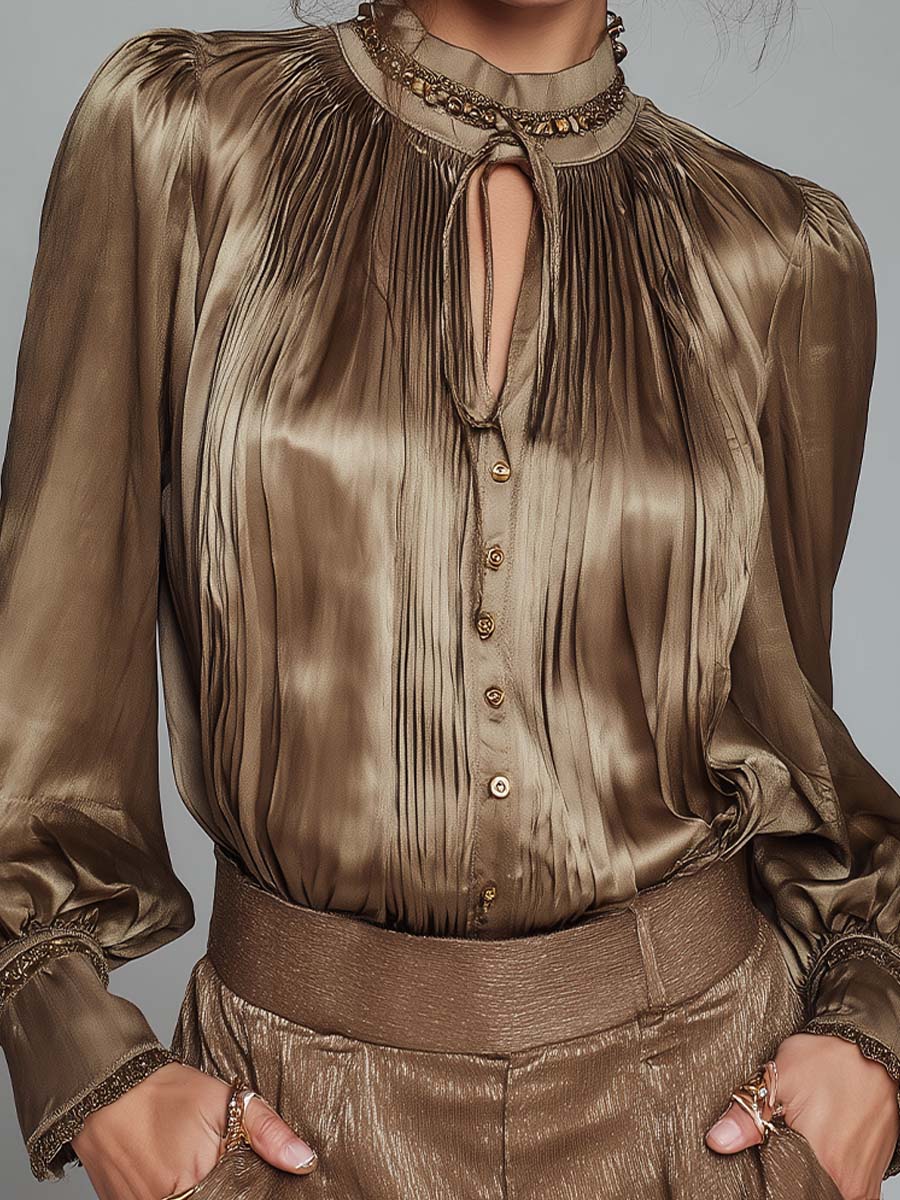 Camicia in raso plissé verde-marrone – dettaglio