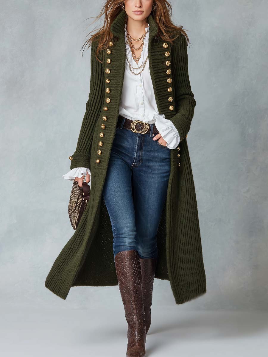 Cappotto lungo in maglia verde oliva – vista frontale