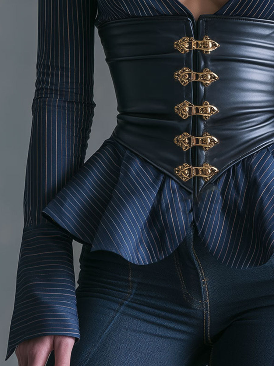 Camicia gessata blu navy con corsetto in ecopelle – dettaglio