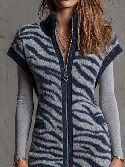 Gilet in maglia zebrata indaco – vista laterale