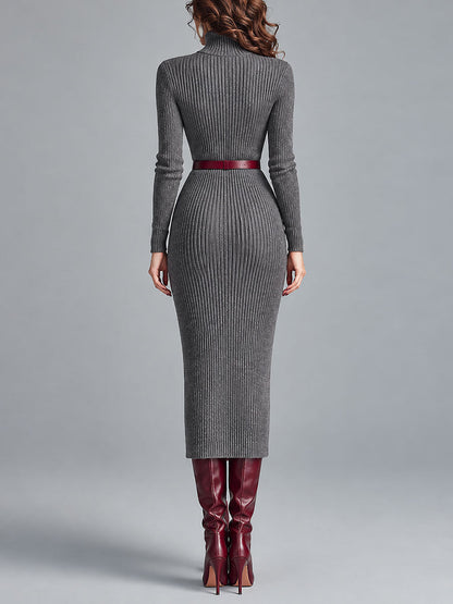 Abito midi grigio in maglia con collo alto – dettaglio