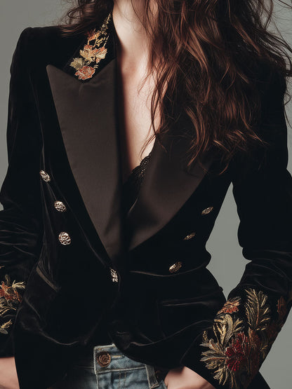 Blazer in velluto nero con ricamo floreale – vista laterale