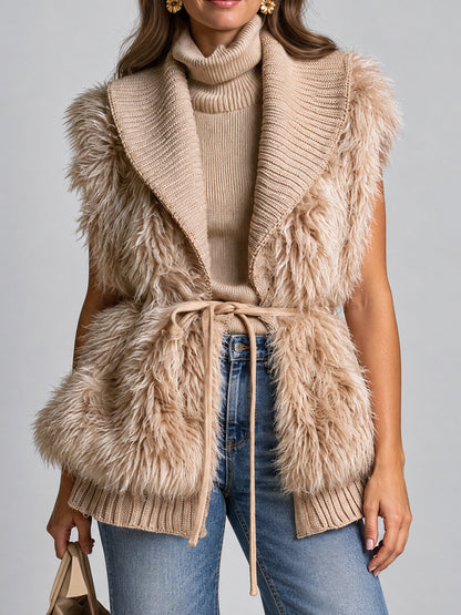 Gilet in maglia kaki con bordo in eco-pelliccia – vista frontale