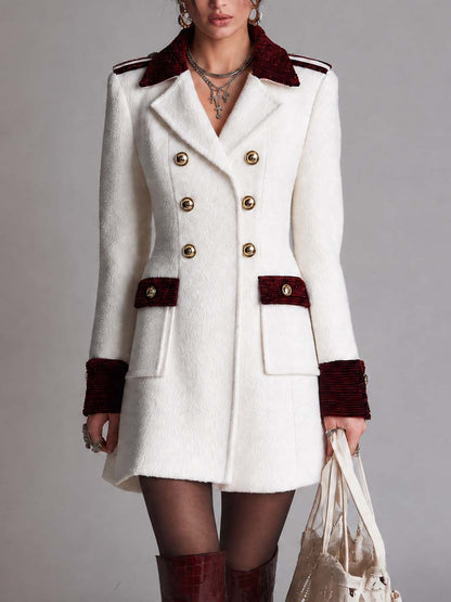 Cappotto doppiopetto bianco in misto lana con velluto – vista frontale