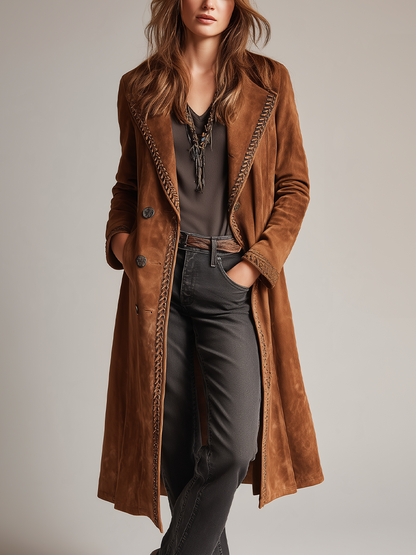 Cappotto lungo cammello con bordo ricamato – vista frontale