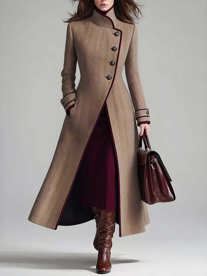 Cappotto lungo cammello in lana spinata con colletto alla coreana – vista frontale