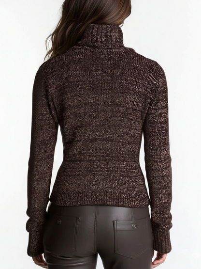 Giacca in maglia marrone con zip asimmetrica – dettaglio 7