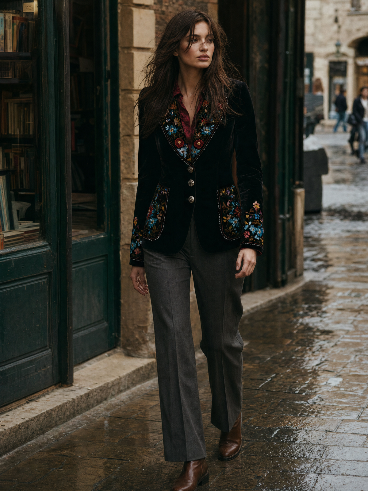 Blusa in raso bordeaux – vista posteriore