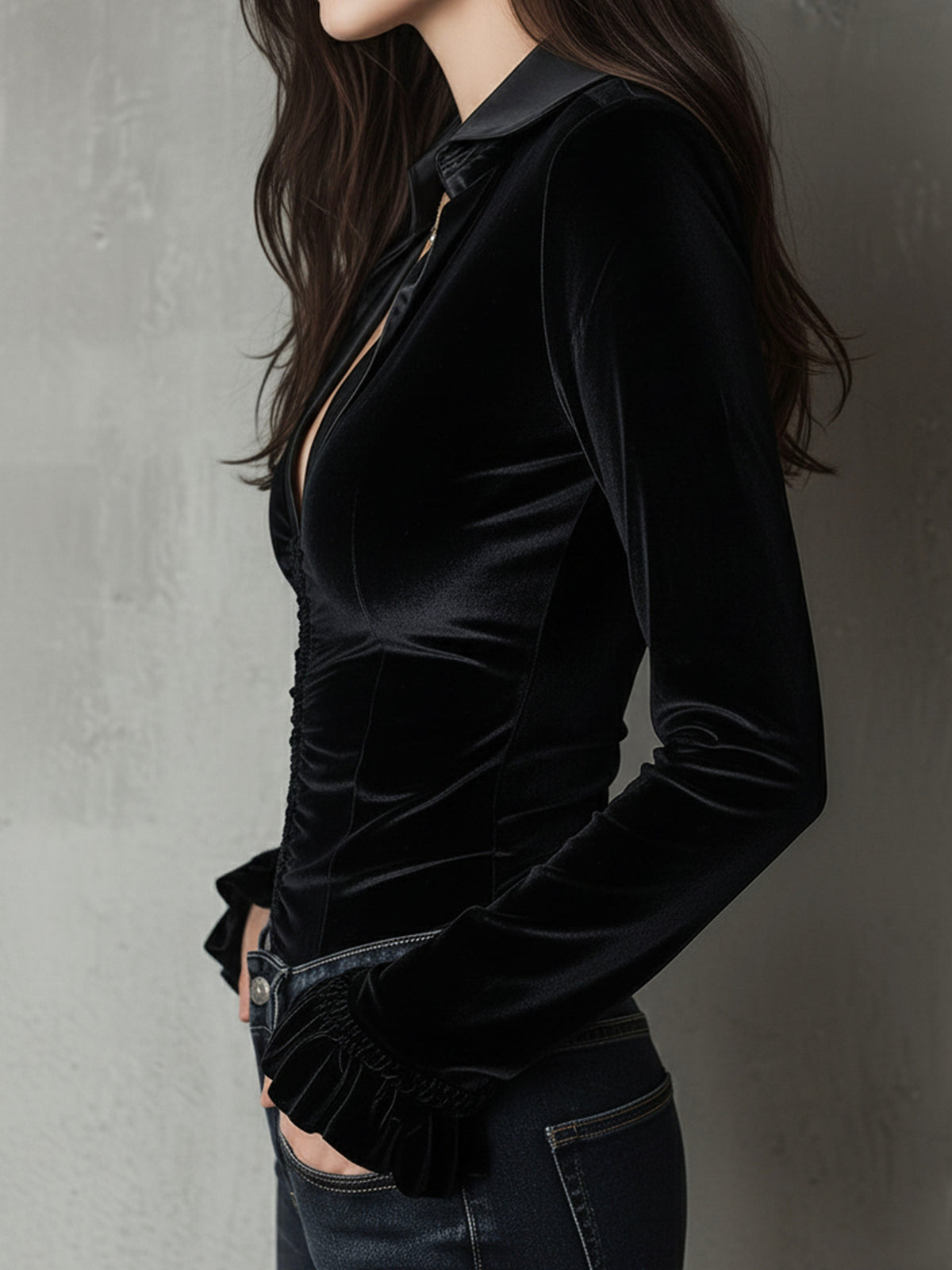 Blusa in velluto nero – dettaglio del tessuto