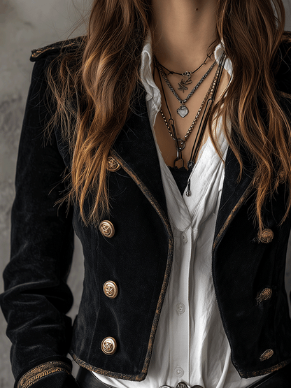 Blazer in velluto nero con bottoni dorati – dettaglio 3