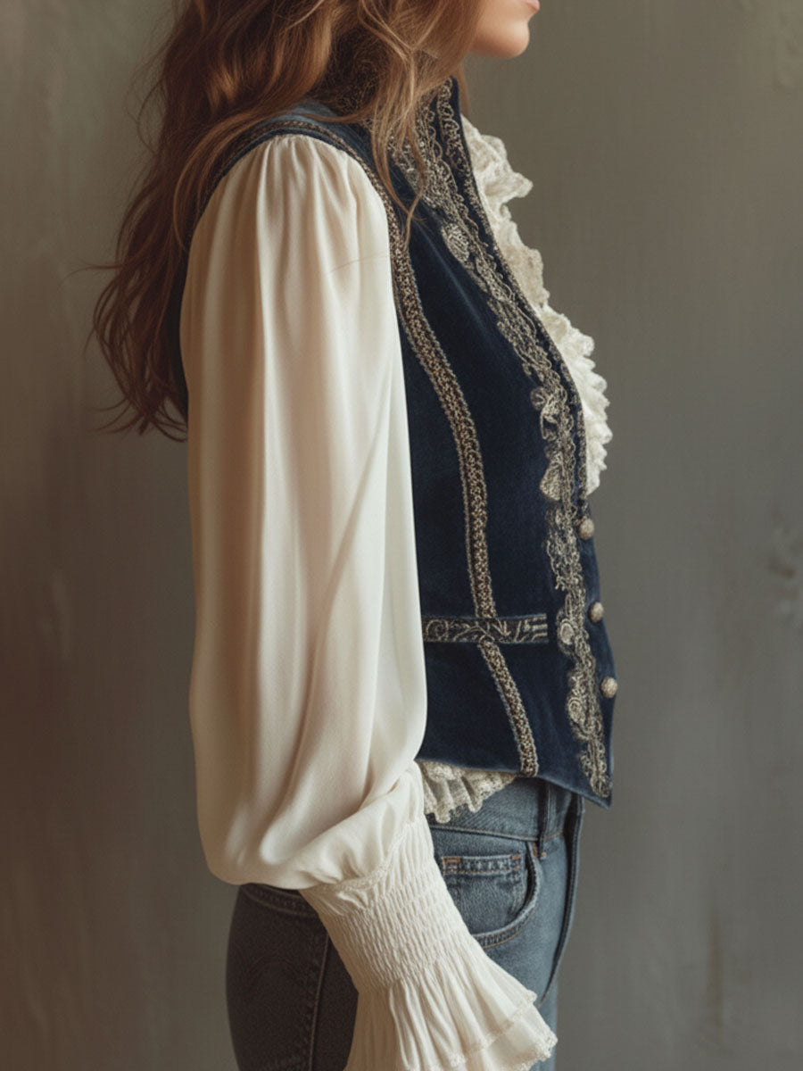Gilet in velluto blu navy ricamato – dettaglio 4