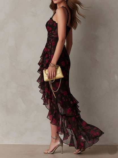 Vestito midi boho floreale nero e rosso – in movimento
