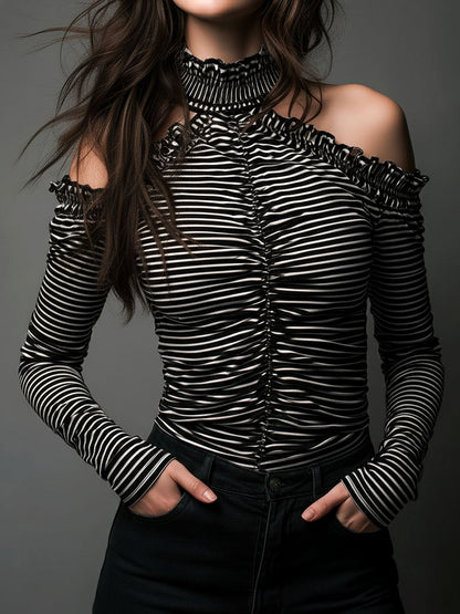 Top a righe a collo alto con spalle scoperte – dettaglio 3