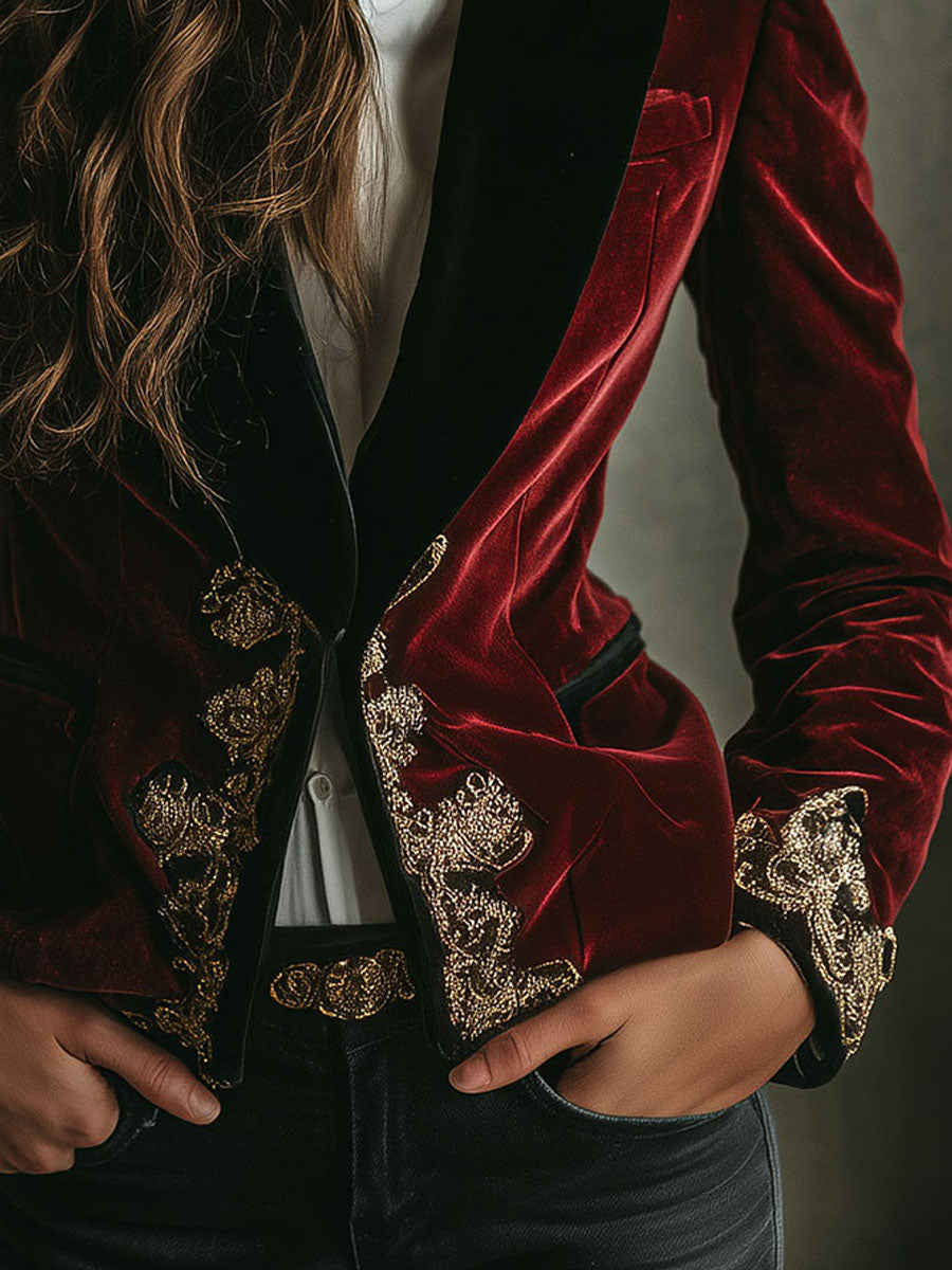 Blazer in velluto bordeaux ricamato – dettaglio del tessuto