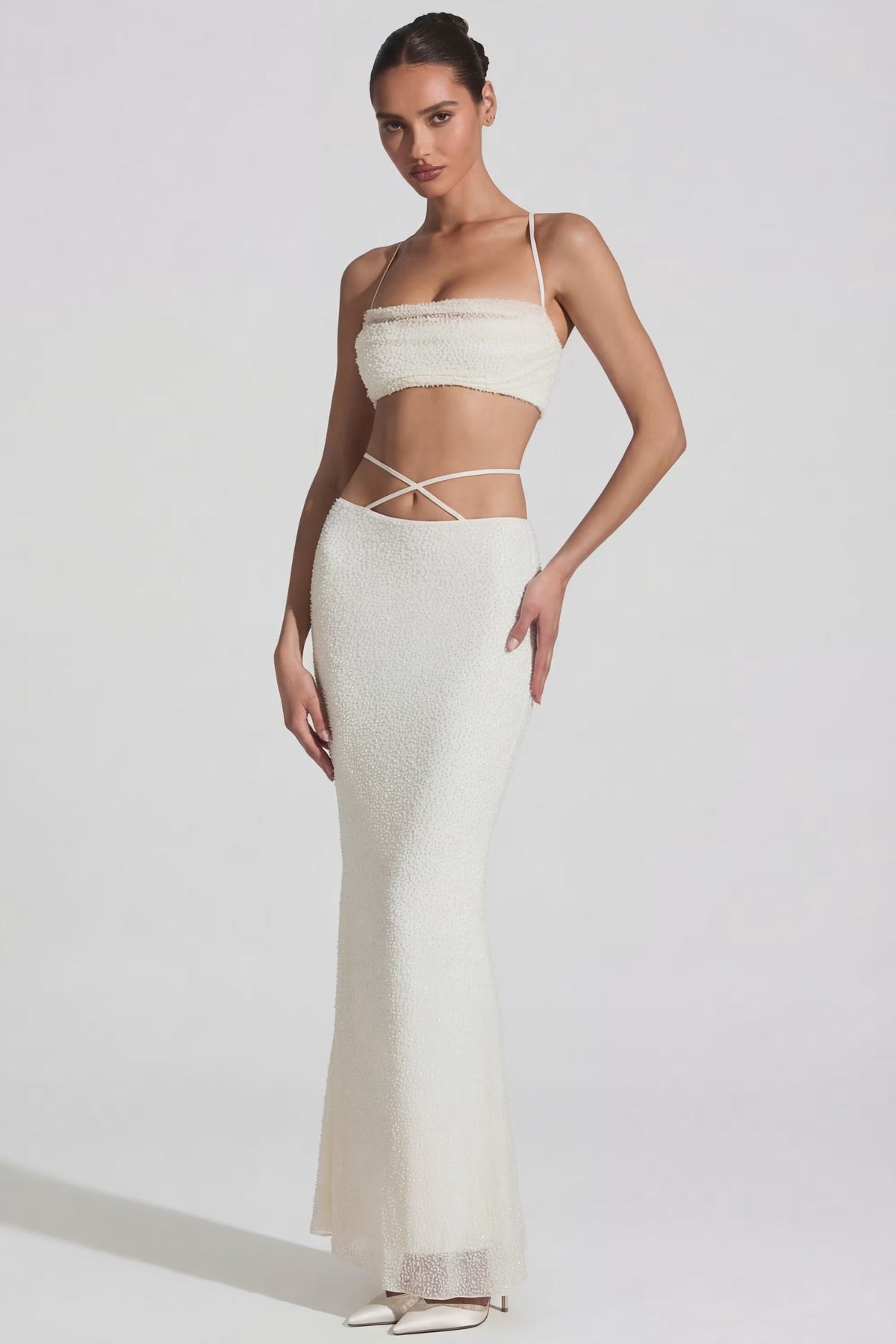 Top bianco con spalline incrociate – foto 3