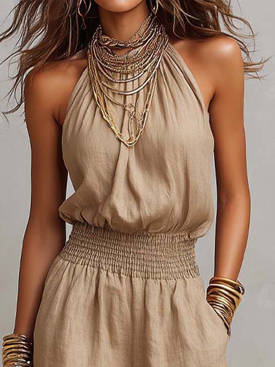 Tuta halter in cotone e lino – in movimento