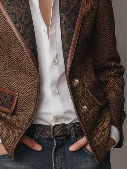 Blazer in tweed spigato marrone – in movimento