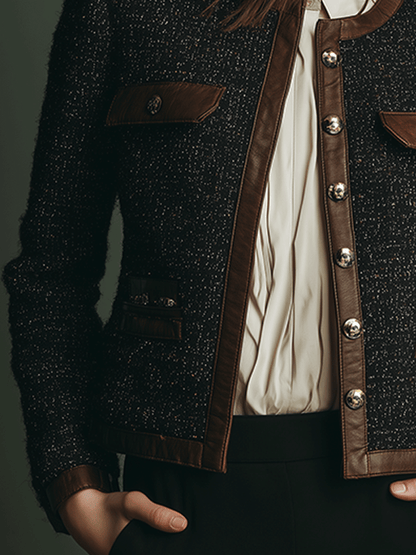 Giacca in tweed nera con rifiniture in similpelle – dettaglio 5