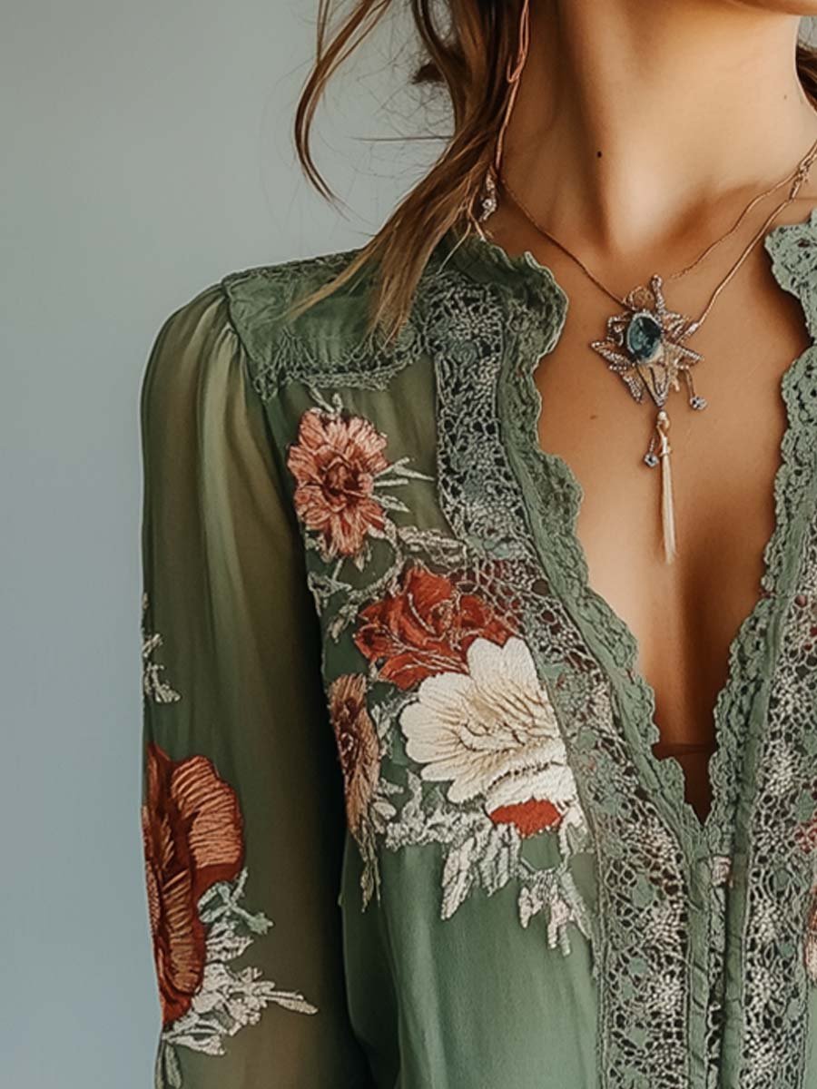 Camicetta boho floreale verde salvia in pizzo – vista laterale