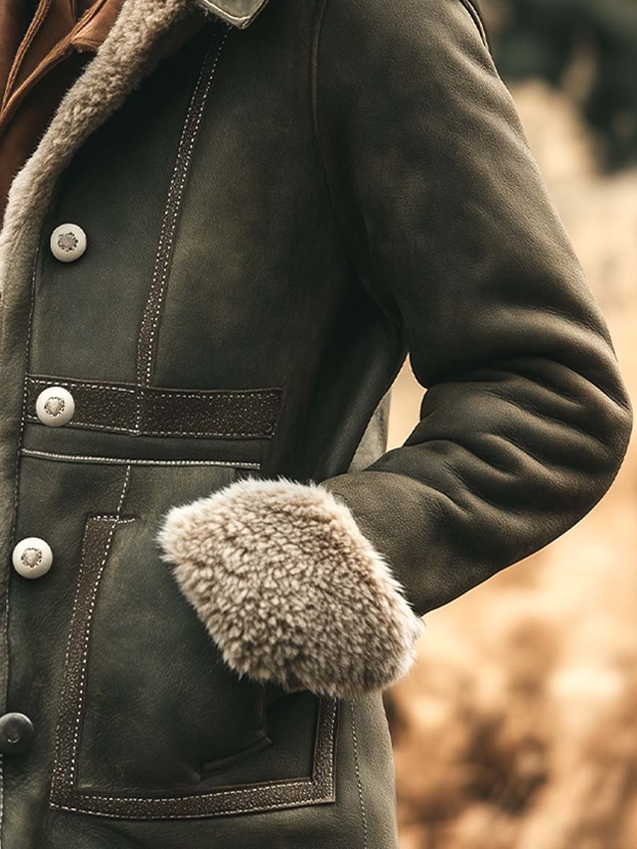 Cappotto retrò in finto camoscio verde – vista frontale