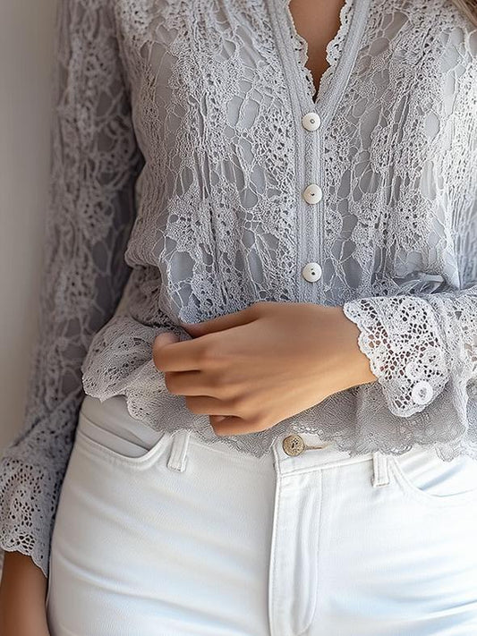 Camicia in pizzo grigio chiaro – vista frontale